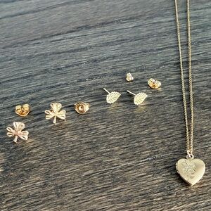 Gold Heart Shamrock and Leaf Jewelry Set